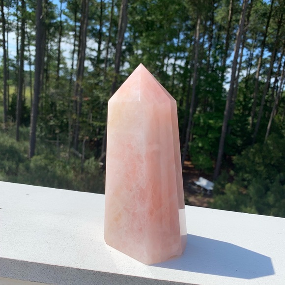 3Lb Rose Quartz Tower - Picture 8 of 8